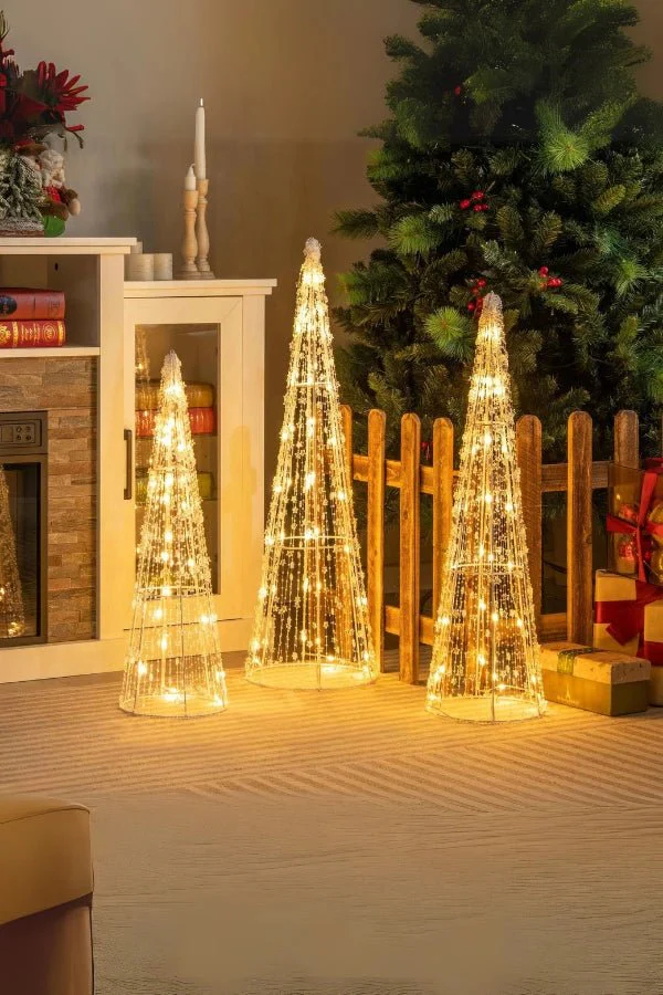 Merry Gold Glitter Cone - Image 3